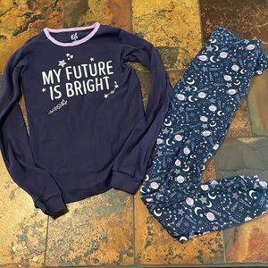 Girls snug fit pajama set